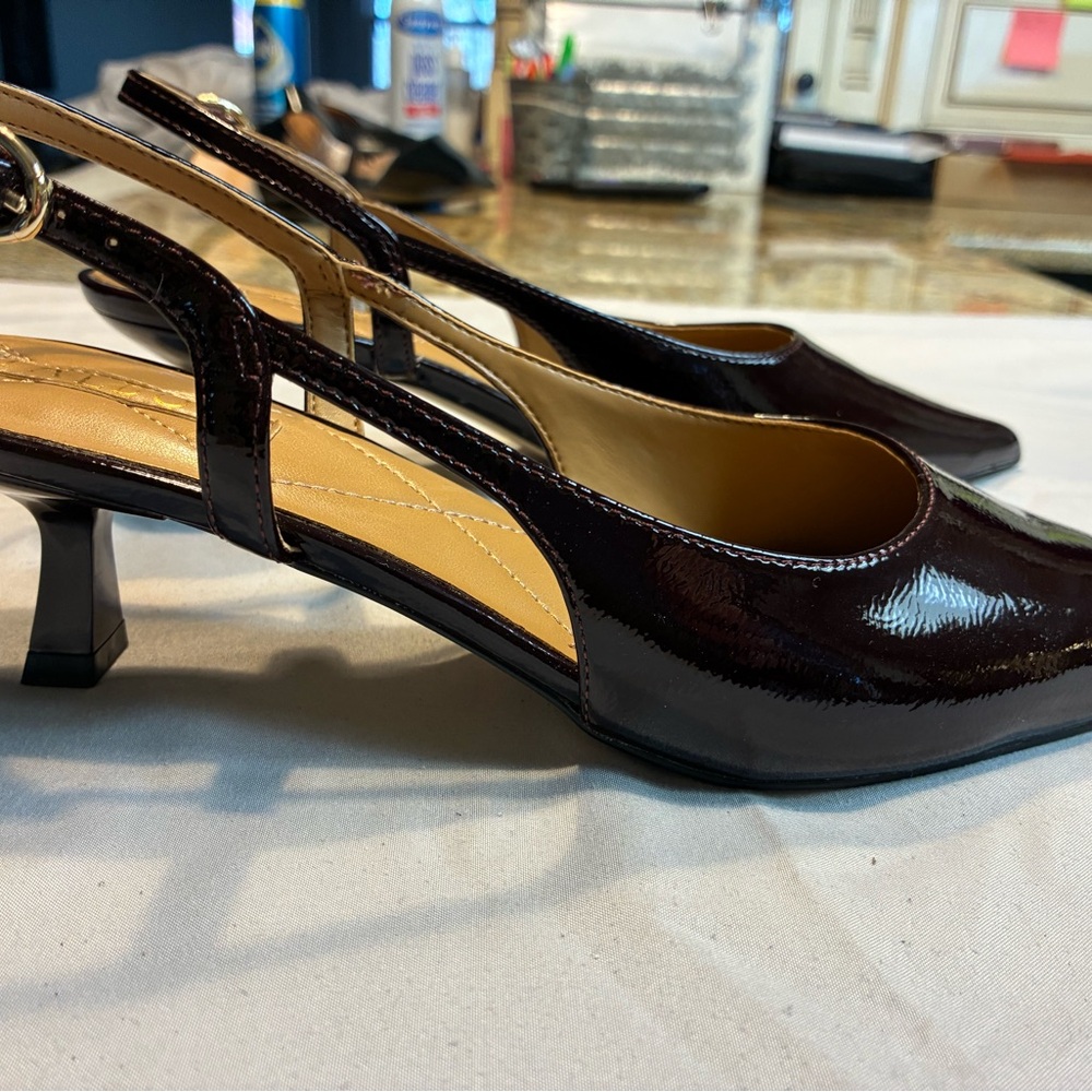 Talbots Burgundy Patent Pointed-Toe Kitten Heel Slingback Heels - Picture 2 of 3